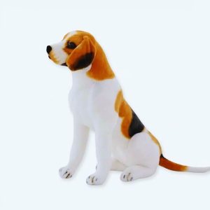 Jättelik sittande trefärgad plyschhund